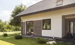 Szare okna jaka elewacja - idealne połączenia kolorystyczne i materiały