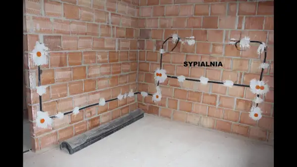 Jakie przewody elektryczne pod tynk wybrać, aby uniknąć błędów w instalacji?